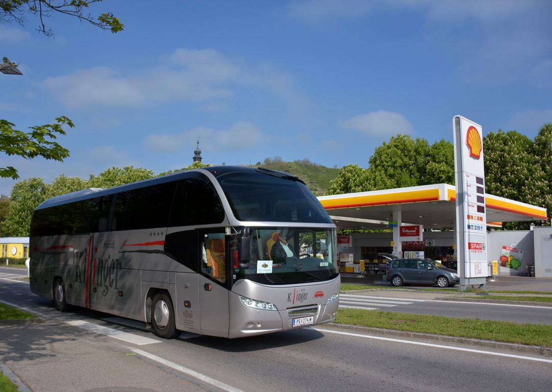 Neoplan Cityliner von Michael Killinger Reisen aus Obersterreich in Krems.