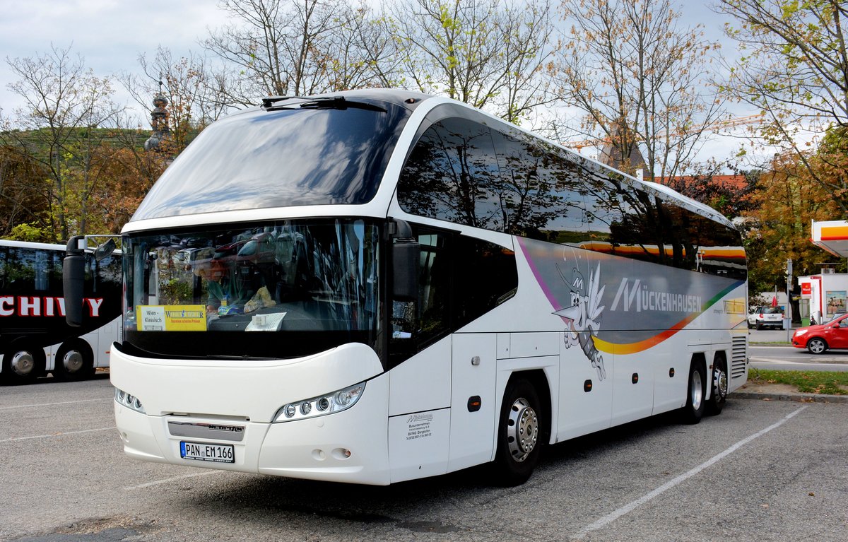 Neoplan Cityliner von Mckenhausen aus der BRD in Krems gesehen.