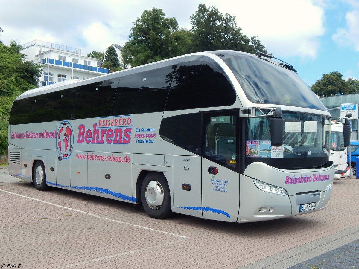 Neoplan Cityliner von Reisedienst Lausen aus Deutschland im Stadthafen Sassnitz.