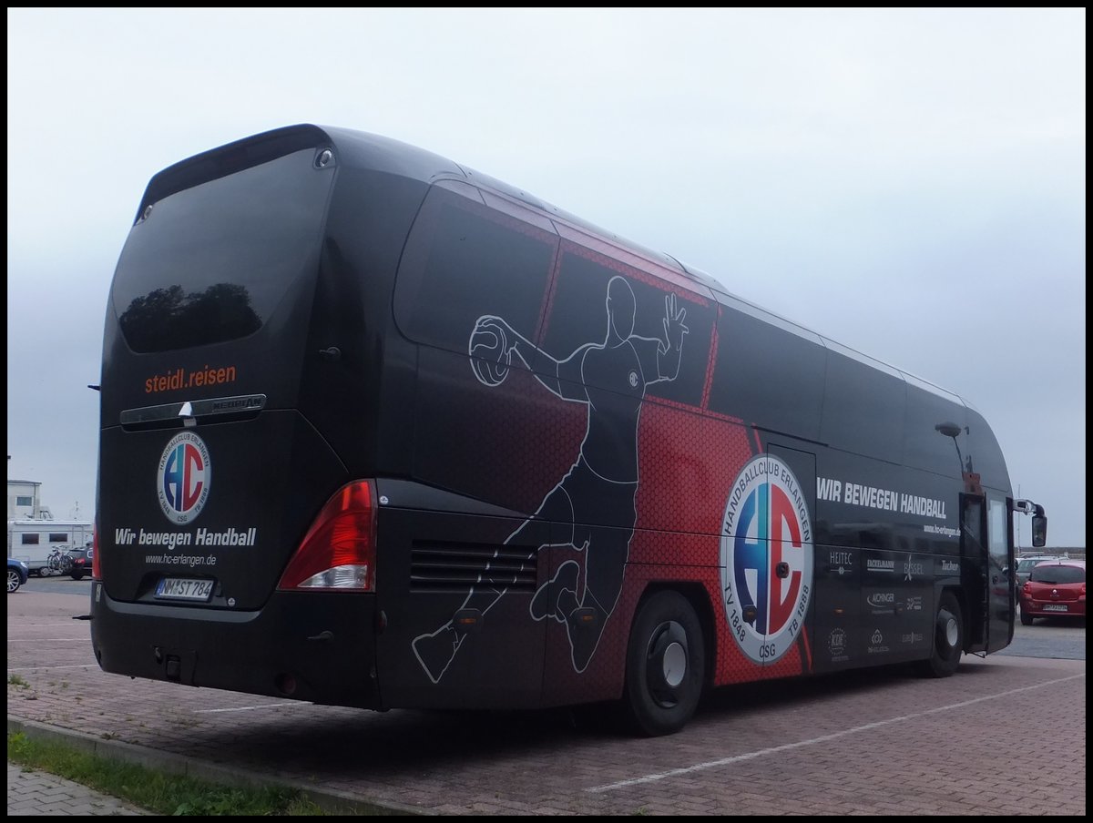 Neoplan Cityliner von Steidl Reisen aus Deutschland im Stadthafen Sassnitz.