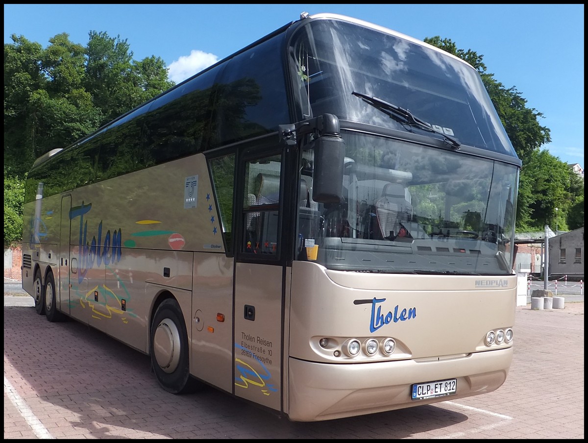 Neoplan Cityliner von Tholen aus Deutschland im Stadthafen Sassnitz.