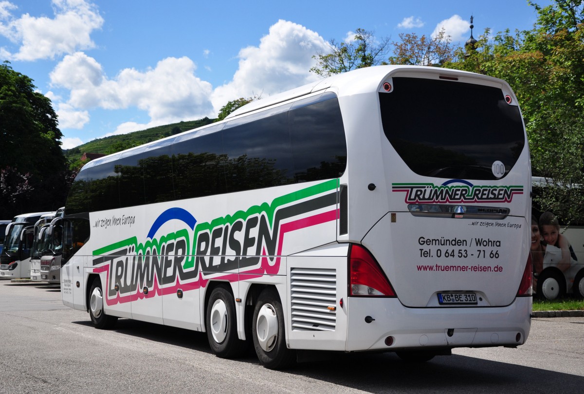 Neoplan Cityliner von Trmner Reisen aus der BRD im Juni 2015 in Krems.