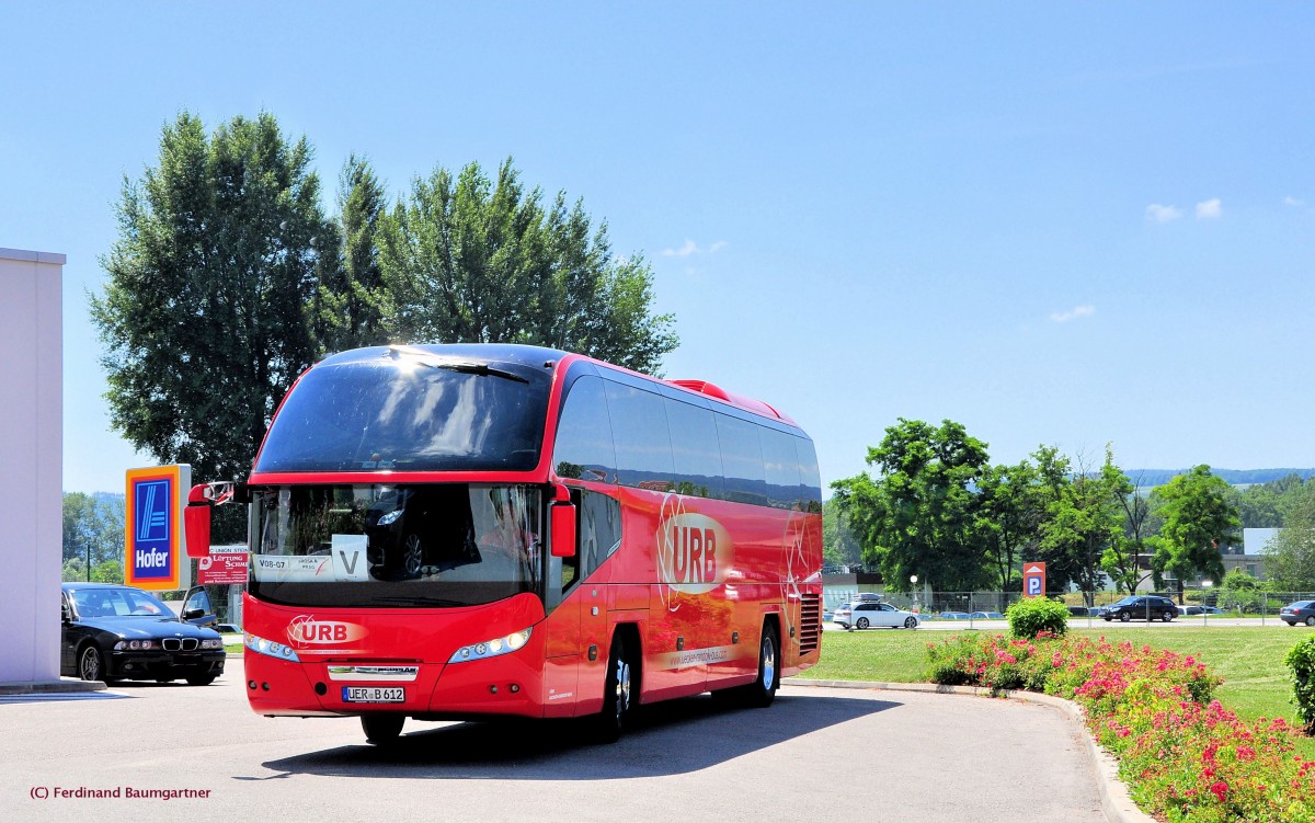 NEOPLAN CITYLINER von URB / BRD am 9.7.2013 in Krems an der Donau unterwegs.