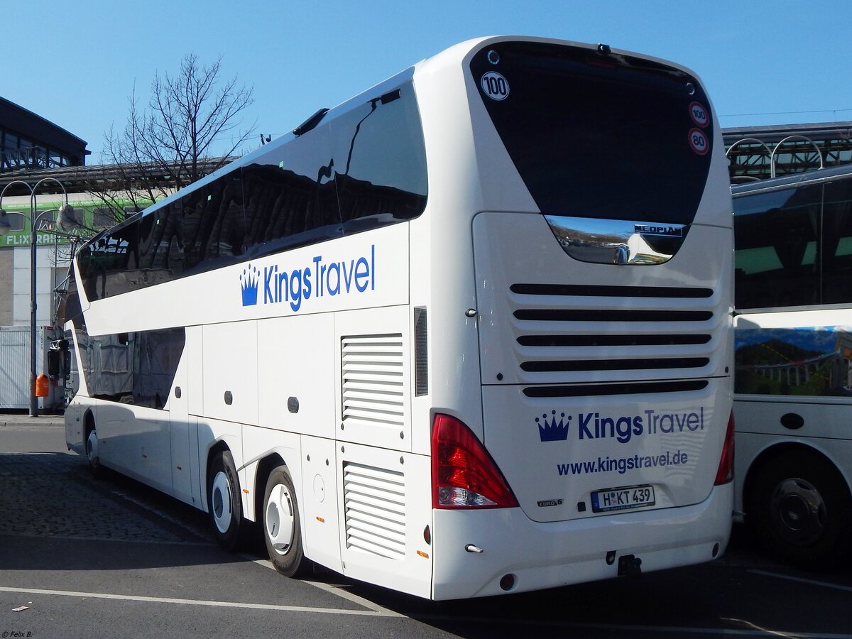 Neoplan Skyliner von Kings Travel aus Deutschland in Berlin.