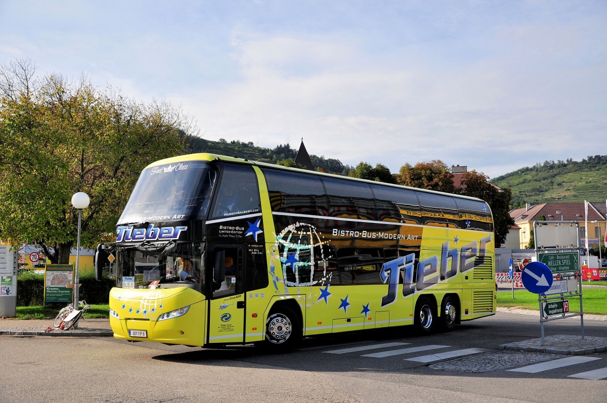 Neoplan Skyliner von TIEBER Reisen aus sterreich am 20.9.2014 in Krems.