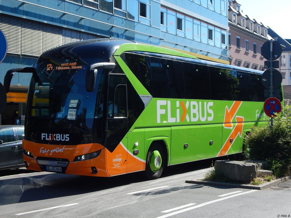 Neoplan Tourliner von FlixBus/Schröder aus Deutschland in Tübingen. 