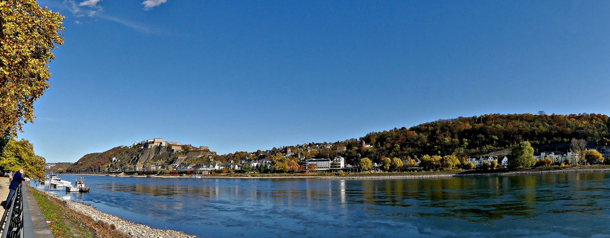 Niedrigwasser am Rhein in Koblenz am 07.11.2018. (Jeanny)