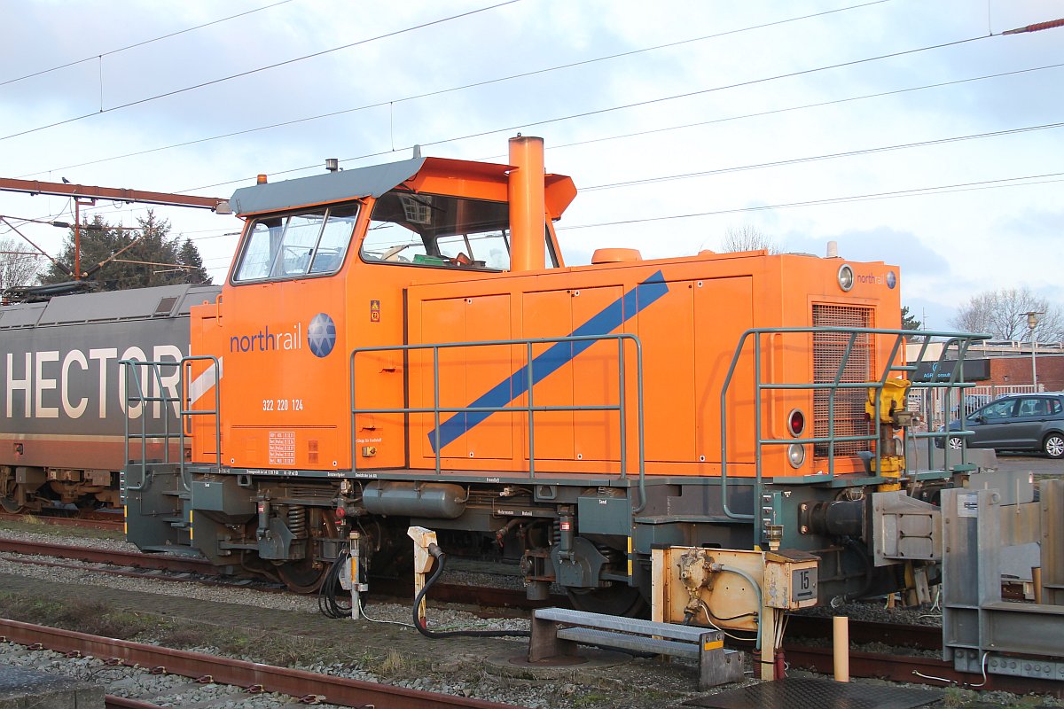 Northrail G 322 oder 322 220 124, wie sie in DK genannt wird, ist die ehemalige DSB MK 605, die hier mit Fristablauf im dänischen Grenzbahnhof Pattburg steht. 12.12.2019