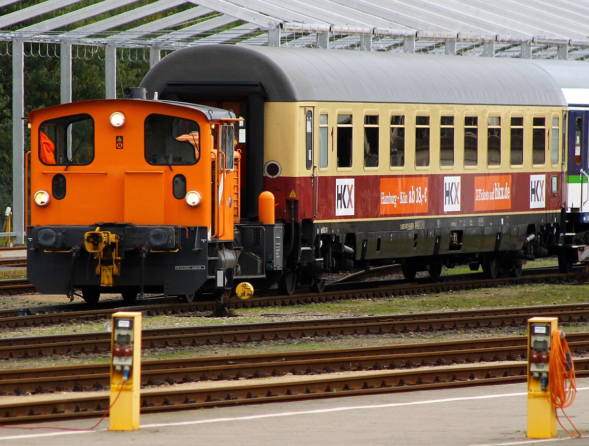 Northrail/NOB 3335 143 bei Rangierarbeiten im Bw Husum. 19.10.2013