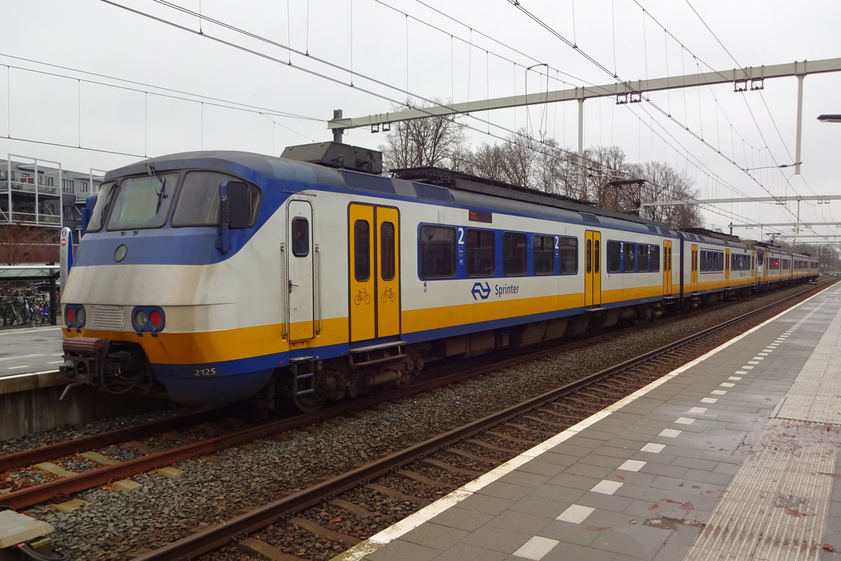 NS 2125 steht am 29 November 2019 in Wijchen.