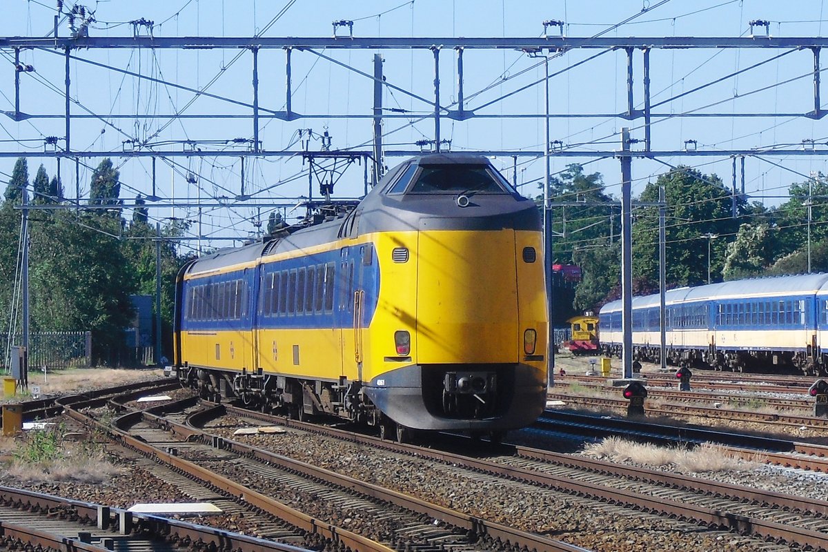 NS 4061 verlàsst am 2 Augustus 2012 Nijmegen.