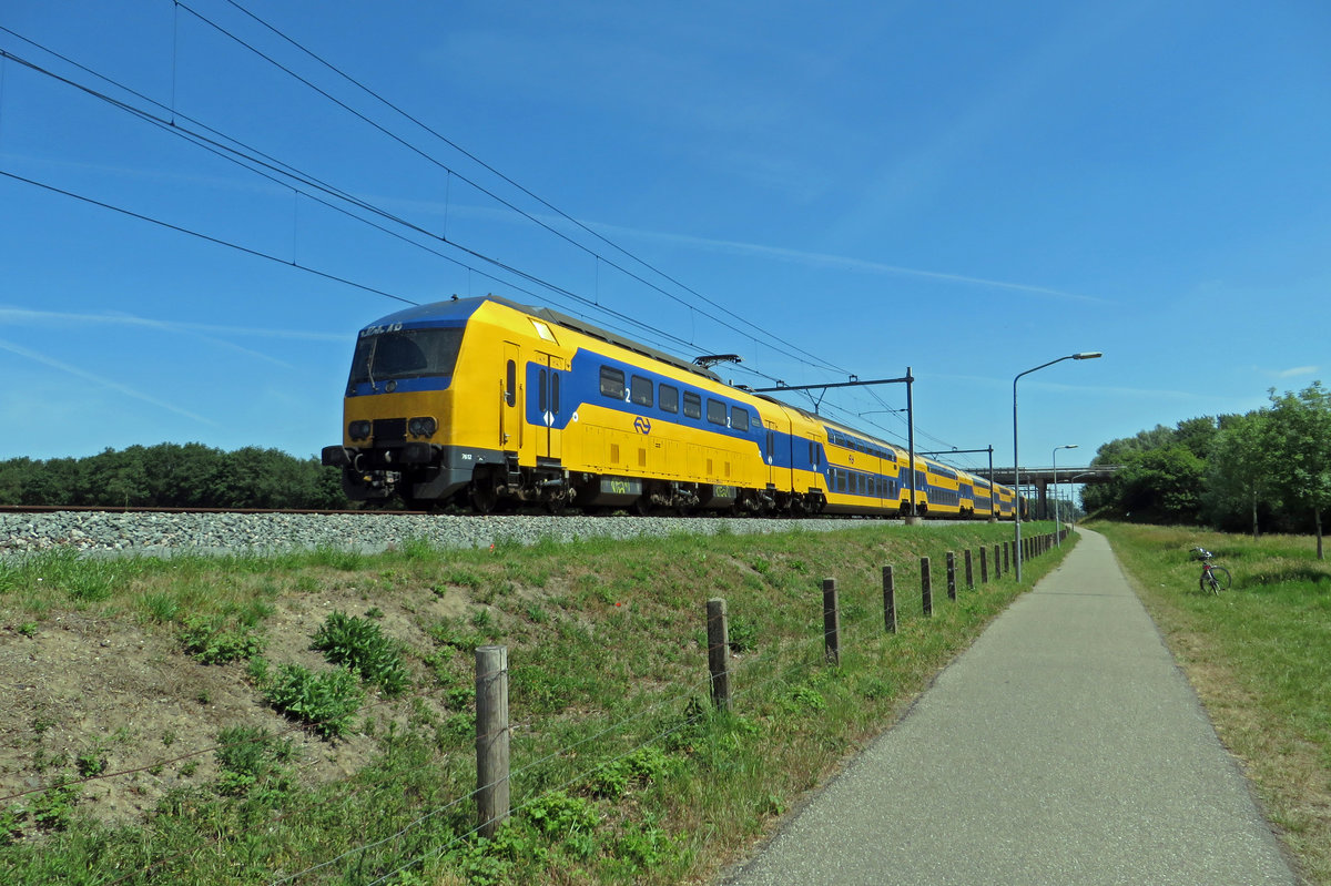 NS 7612 passiert Niftrik am 29 Mai 2020.