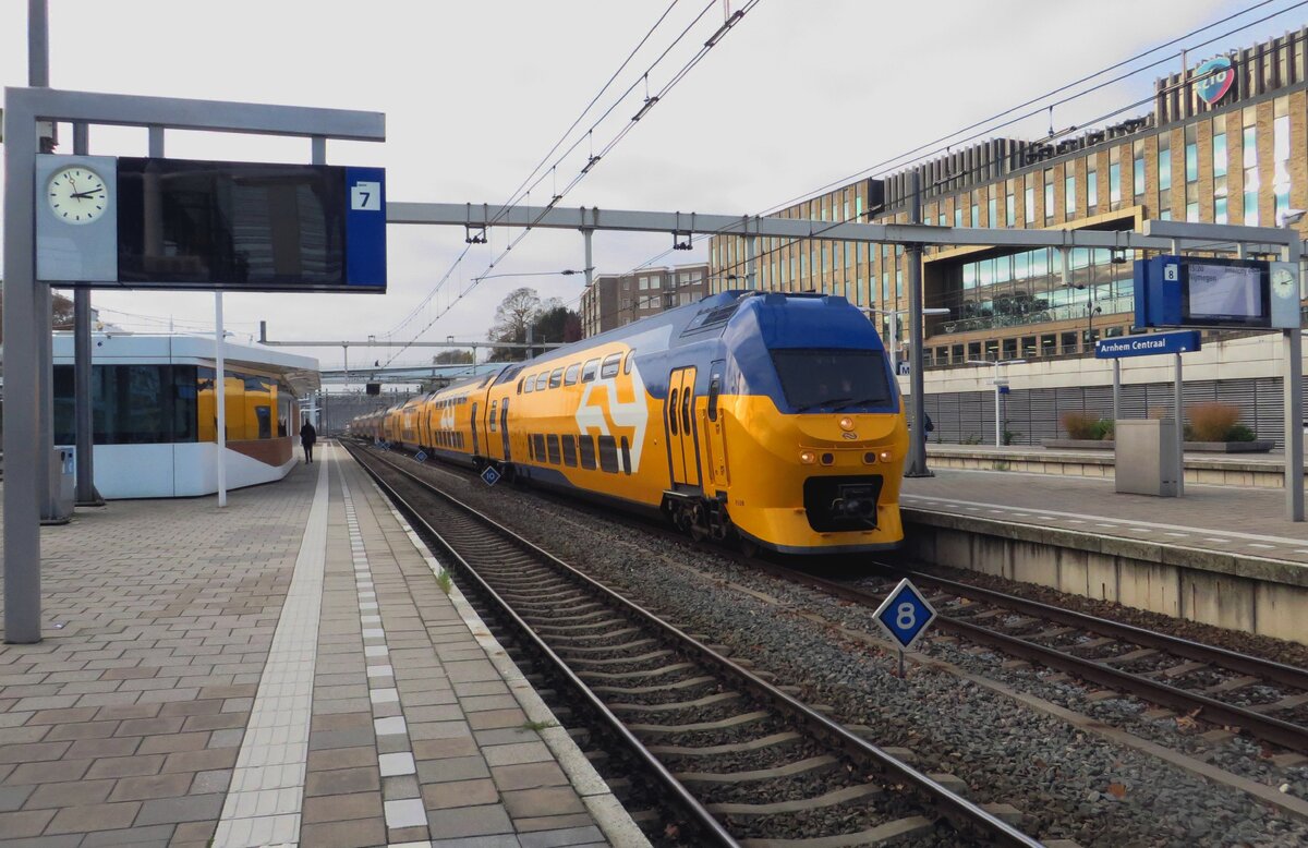 NS 9508 treft am 14 November 2021 in Arnhem ein.