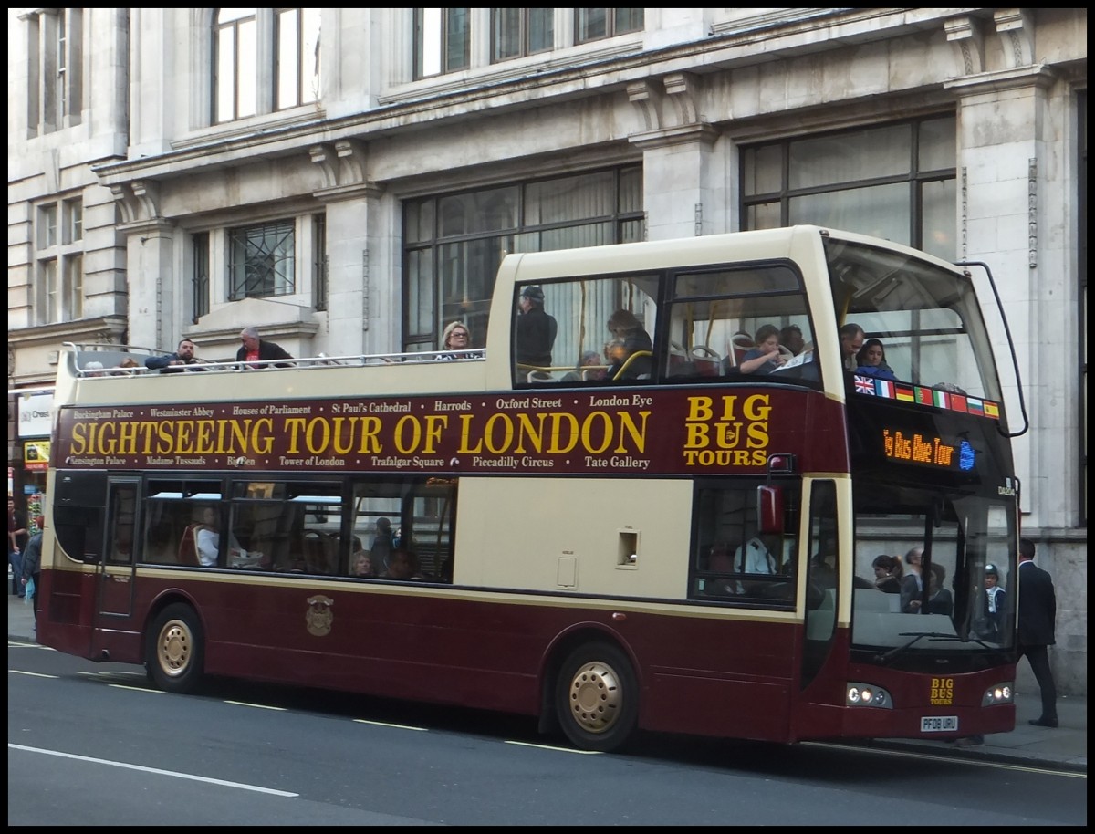 Optare von Big Bus Tours in London.