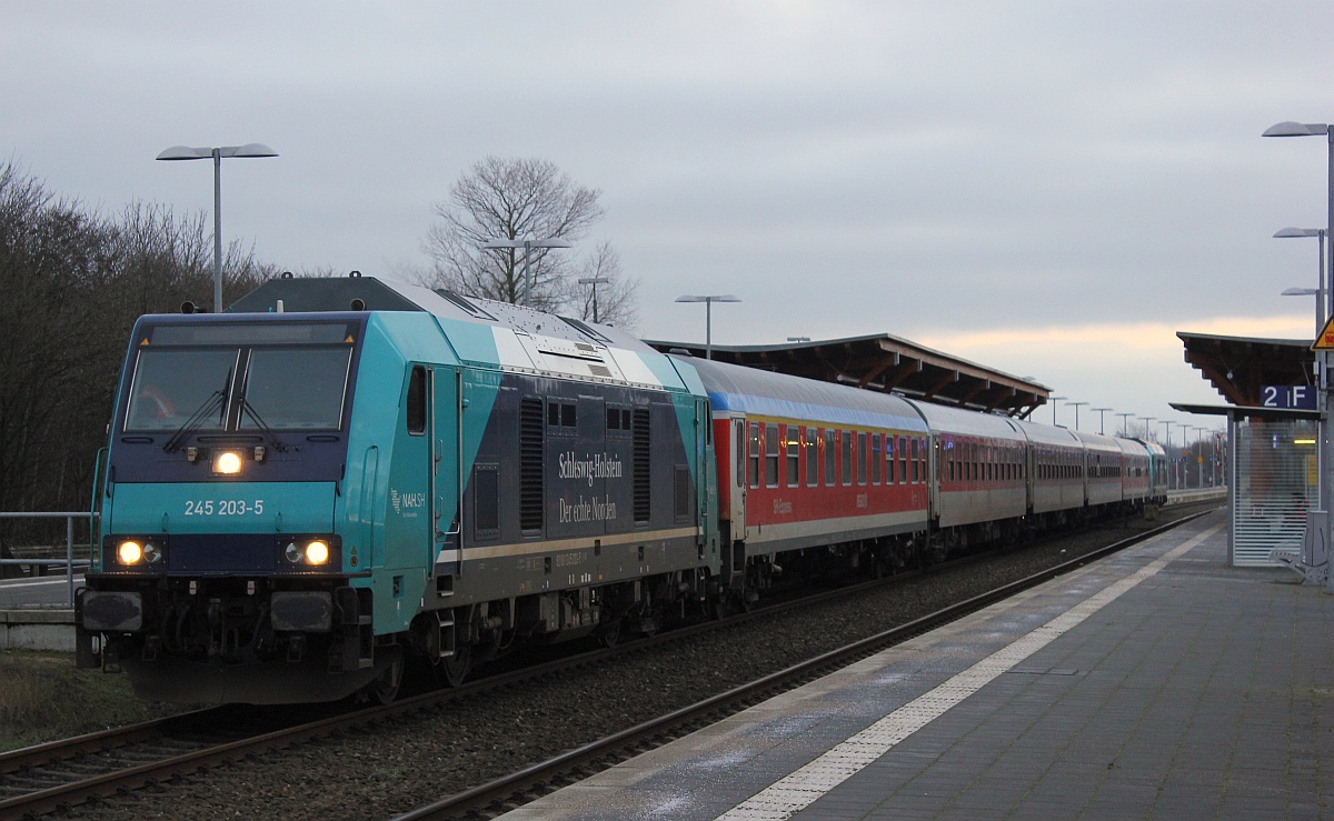 Paribus/NAH.SH/DB 245 203-5 und 210-0 Niebüll 08.01.2017