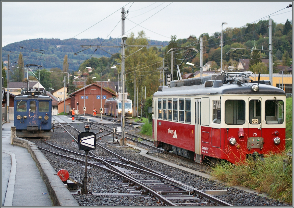 Pause für den CEV BDeh 2/4 75 in Blonay. 
15. OKt. 2014