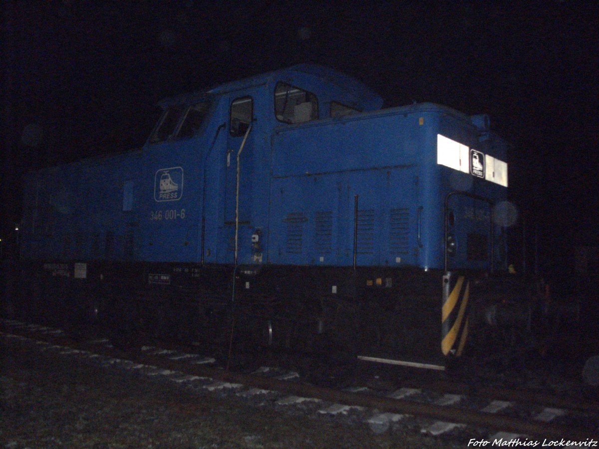 PRESS 346 001-6 (345 207) abgestellt im Bahnhof Putbus am 3.12.13