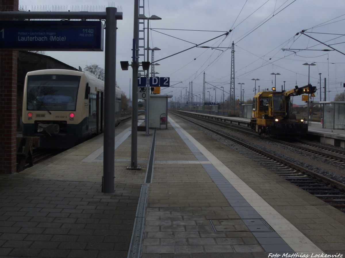 PRESS 650 032-4 & ein GAF im Bahnhof Bergen auf Rgen am 14.11.13