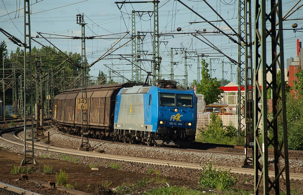 R4C 185-CL 004 fährt hier mit einem Gz durch Hamburg-Harburg. 01.06.11