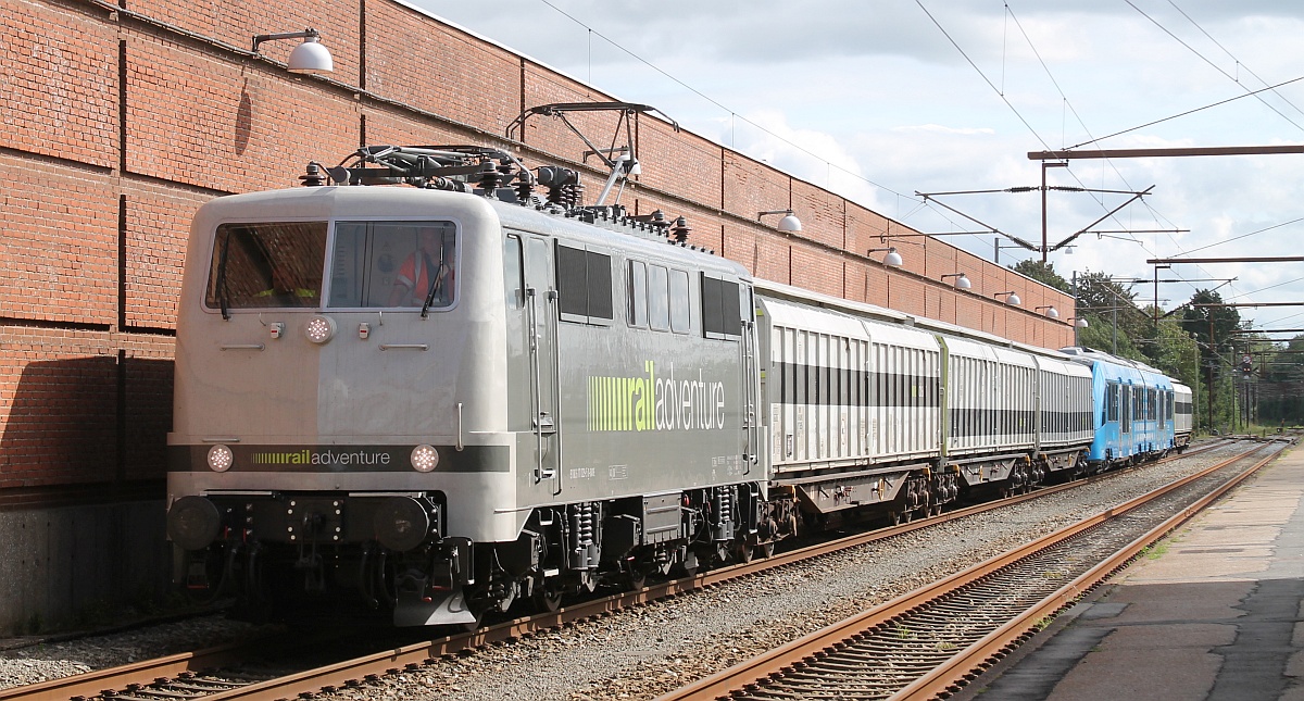 Railadventure 111 029-5 mit dem iLint für Testfahrten in Malmö bei der Einfahrt in Padborg.19.08.2021