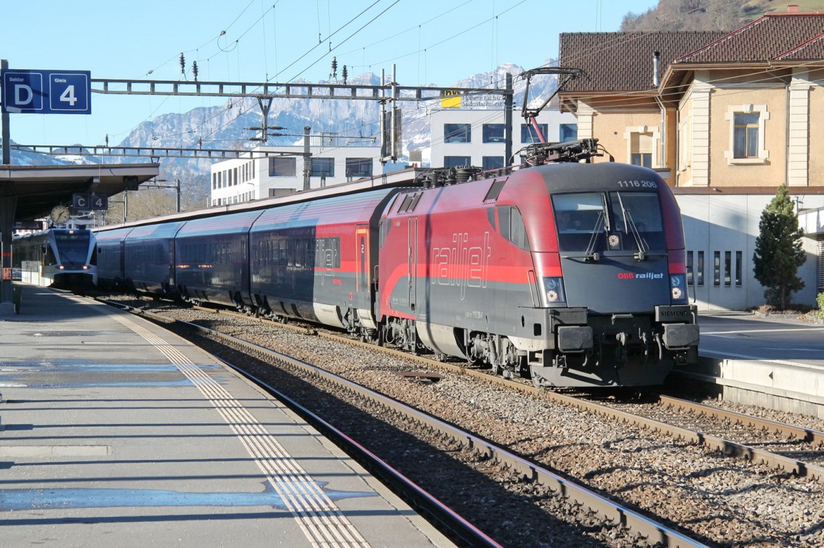 Railjet nach Wien-Westbahnhof,von Zürich kommend,am 06.02.14 in Sargans/SG
