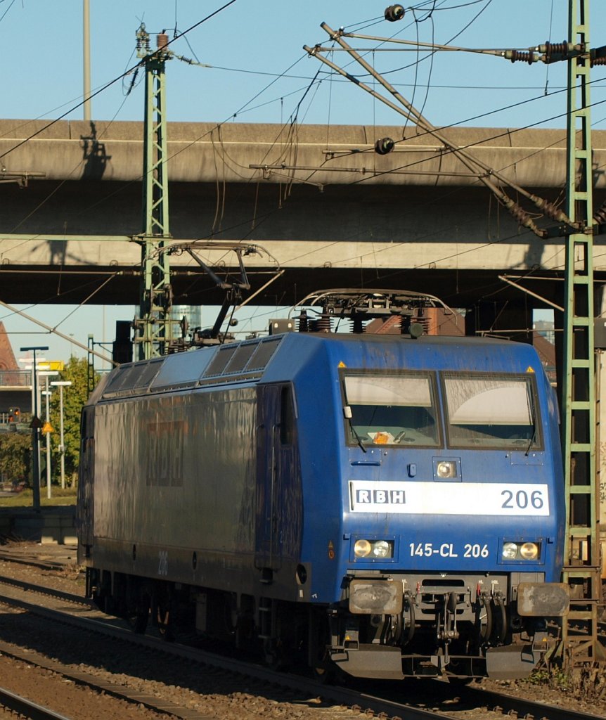 RBH 206/145-CL 206/145 102-0 durchfährt hier Hamburg-Harburg. 15.10.2011