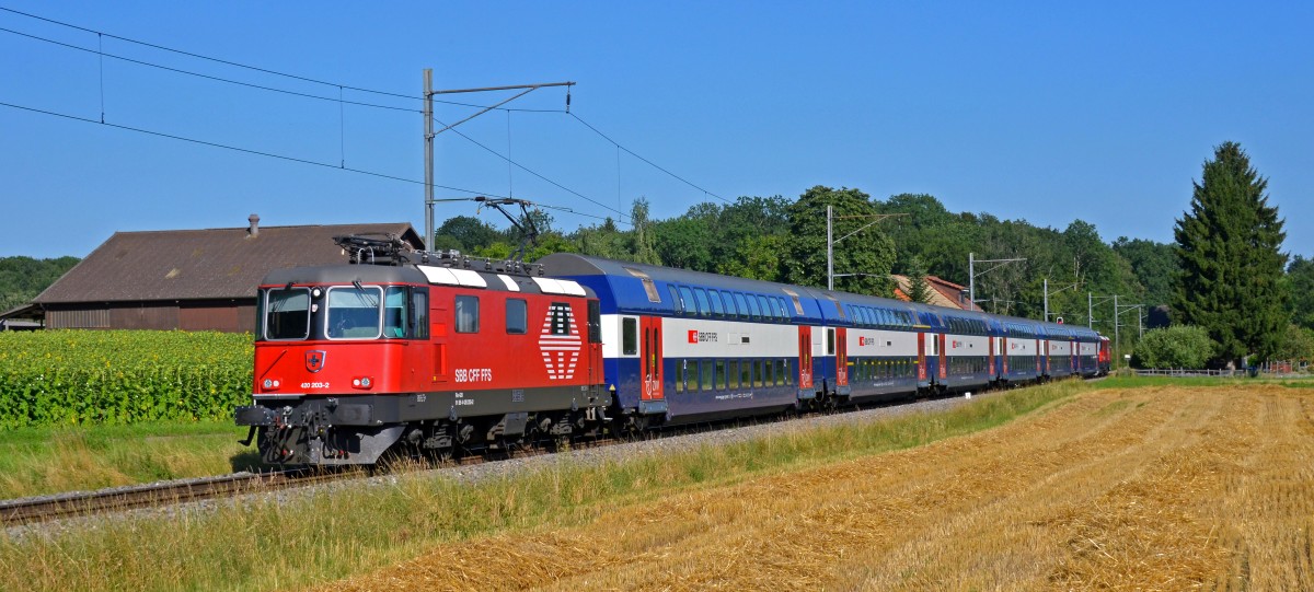 Re 420 203-2 mit HVZ Dosto als S 11 Zrich Hardbrcke Schaffhausen am 23.07.2012 bei Marthalen