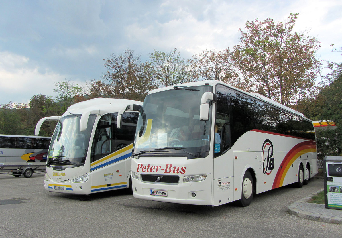 Rechts der Volvo von Peter Bus aus sterreich in Krems gesehen.