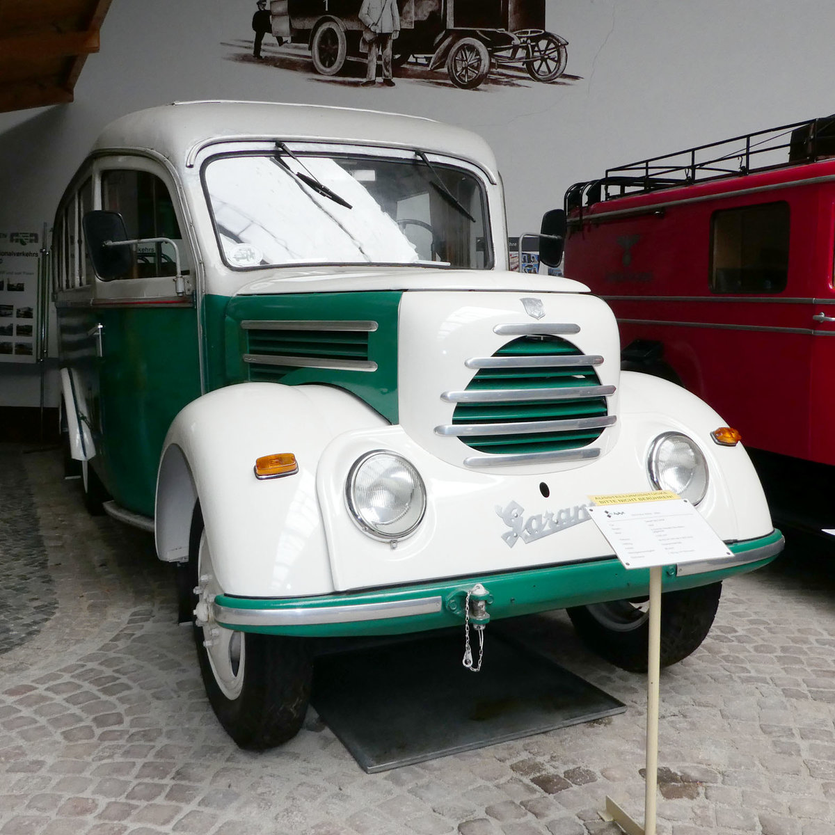 Robur Garant 30k KOM, Bj. 1959, gesehen im Schsischen Nutzfahrzeugmuseum Hartmannsdorf im Juli 2016