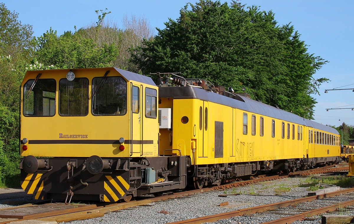 RSEJ 323 289 (ex DB Köf 6663 Bj 1960) + Meßwagen Pattburg/DK 16.05.2022