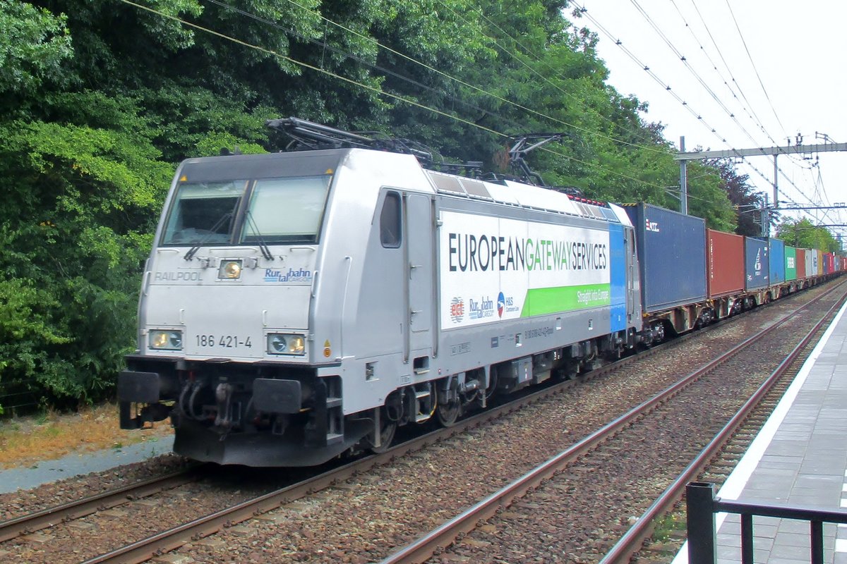 RTB 186 421 durcheilt am 29 Juli 2018 Tilburg-Universiteit. 