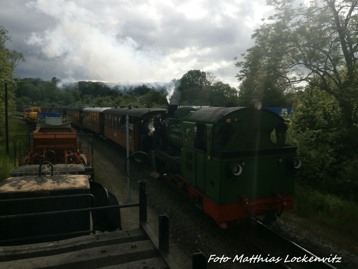 RBB 99 4633 verlsst mit dem Traditionszug Putbus am 30.5.15