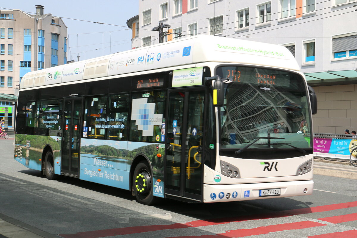 RVK Kln - Nr. 410/K-ZY 410 - Van Hool am 18. Juni 2022 in Solingen (Aufnahme: Martin Beyer)