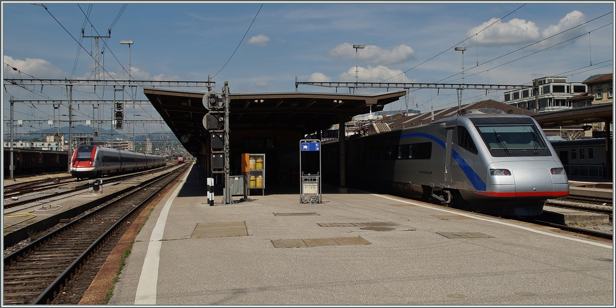 SBB ETR 610 und im Hintergrund eine ICN in Chiasso.
5. Mai 2014