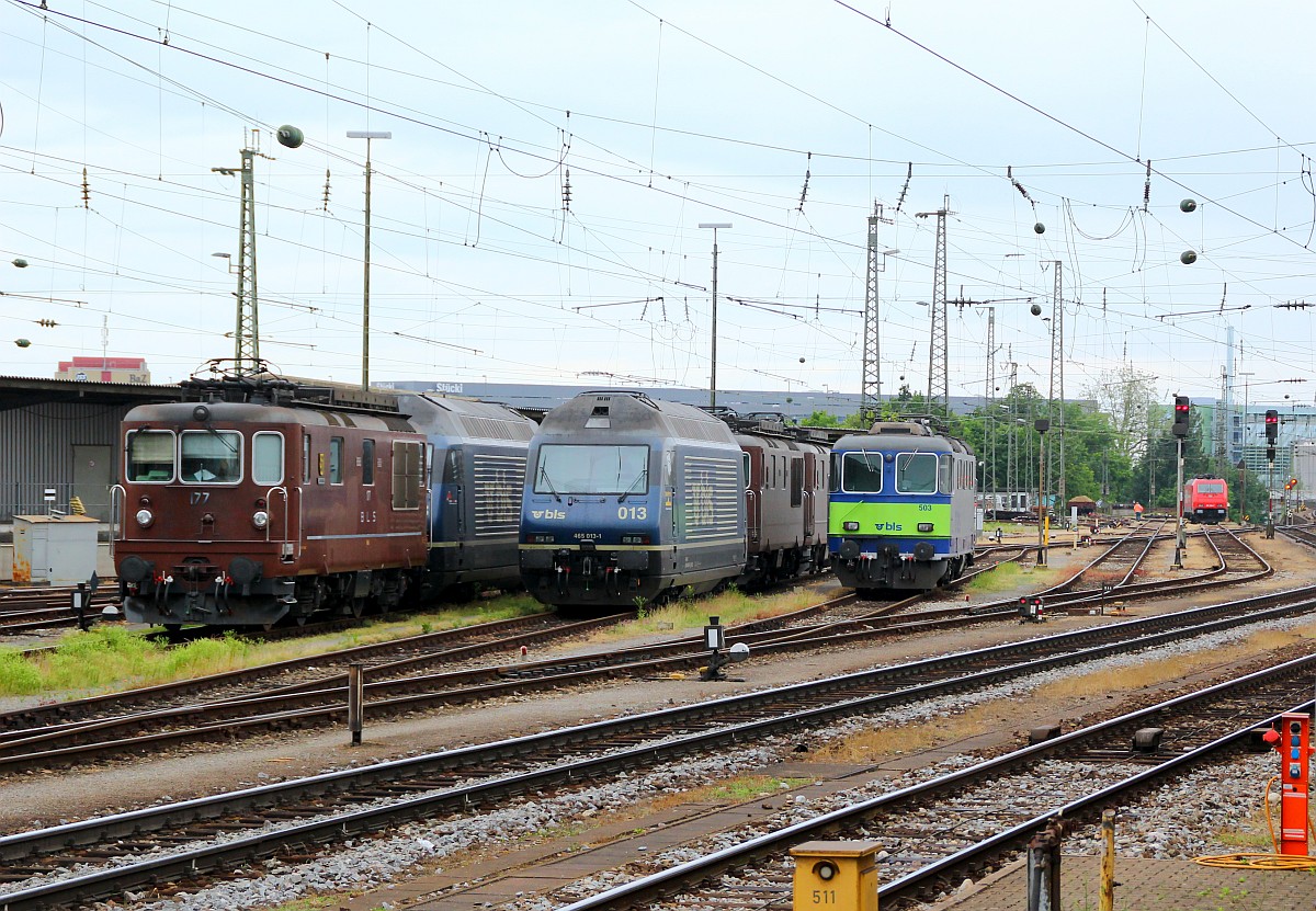 SBB Re 4/4  177 , bls 465 013 + 503 Basel bad Bhf 01.06.2012