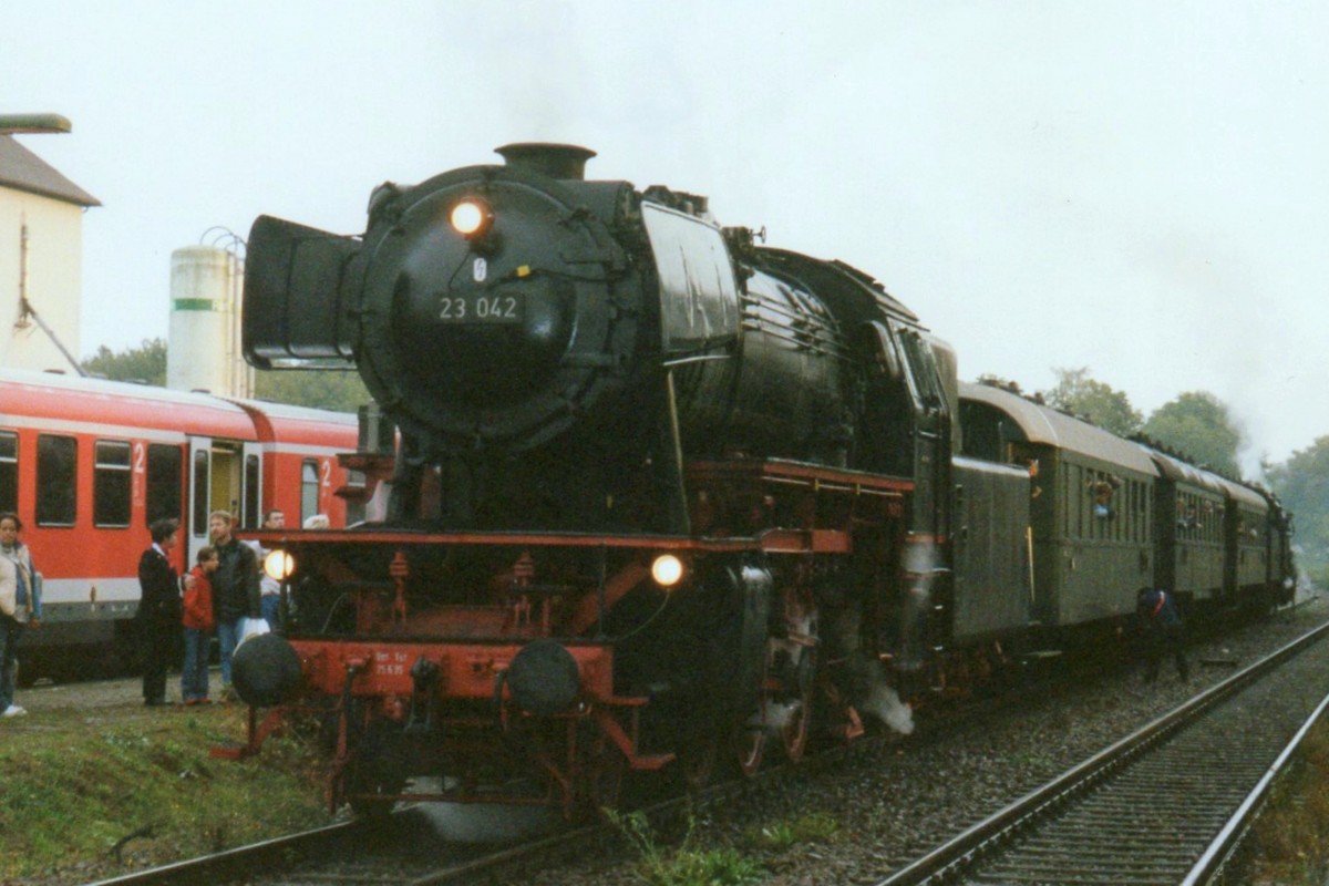 Scanbild von 23 042 in Landau (Pfalz) am 28 September 2005.