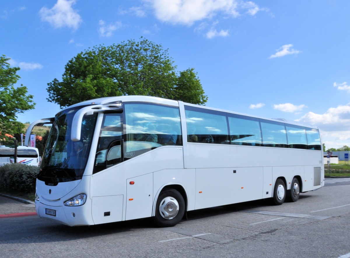 Scania Irizar aus Niedersterreich im Mai 2014 in Krems gesehen.