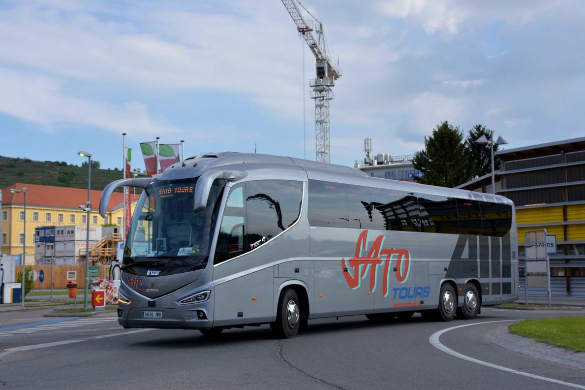 Scania Irizar i8 von Sato Tour aus Spanien in Krems.