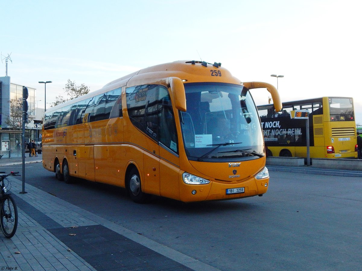 Scania Irizar von Student Agency aus Tschechien in Berlin.