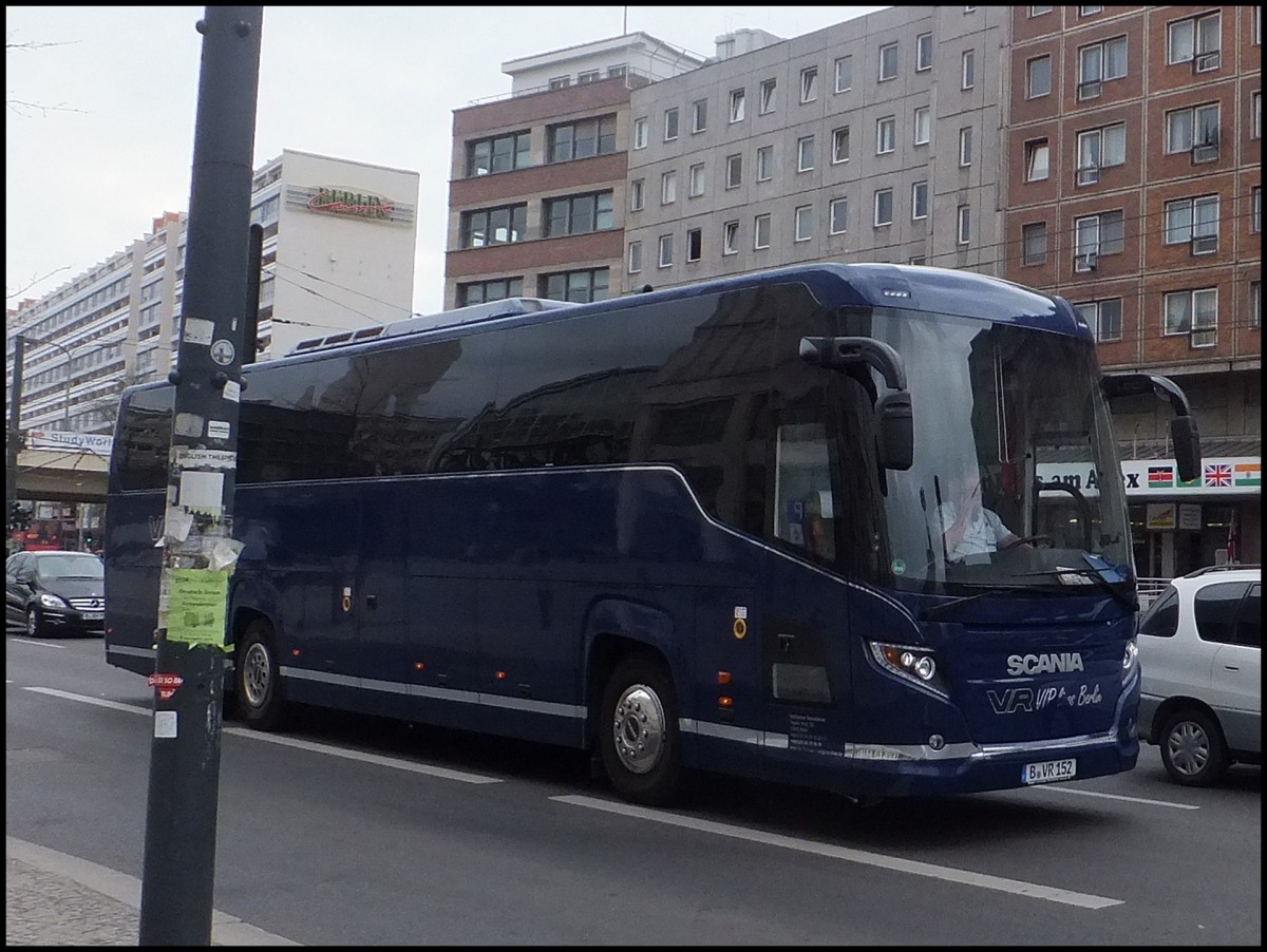 Scania Touring von VR ViP aus Deutschland in Berlin.