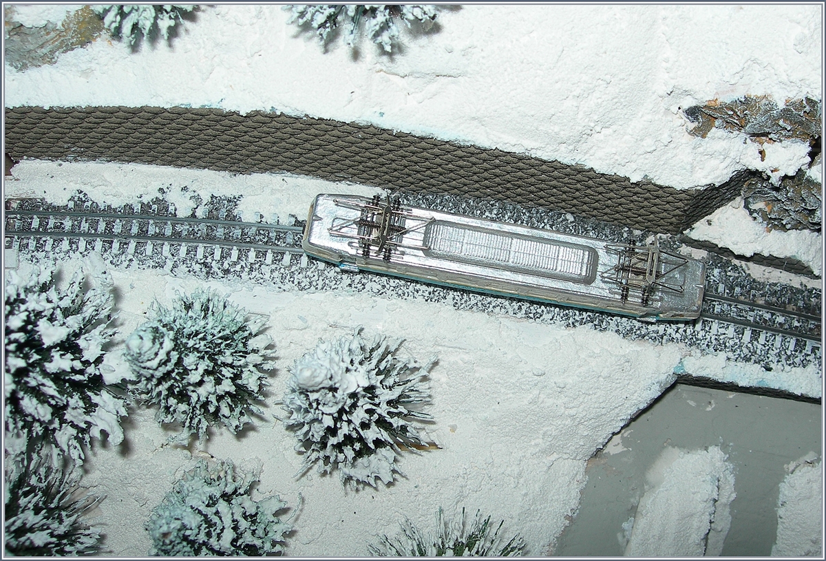 Schamlspurbahn von oben: Massstab 1:220 bei 3 mm Spurweite.
1. Okt. 2016