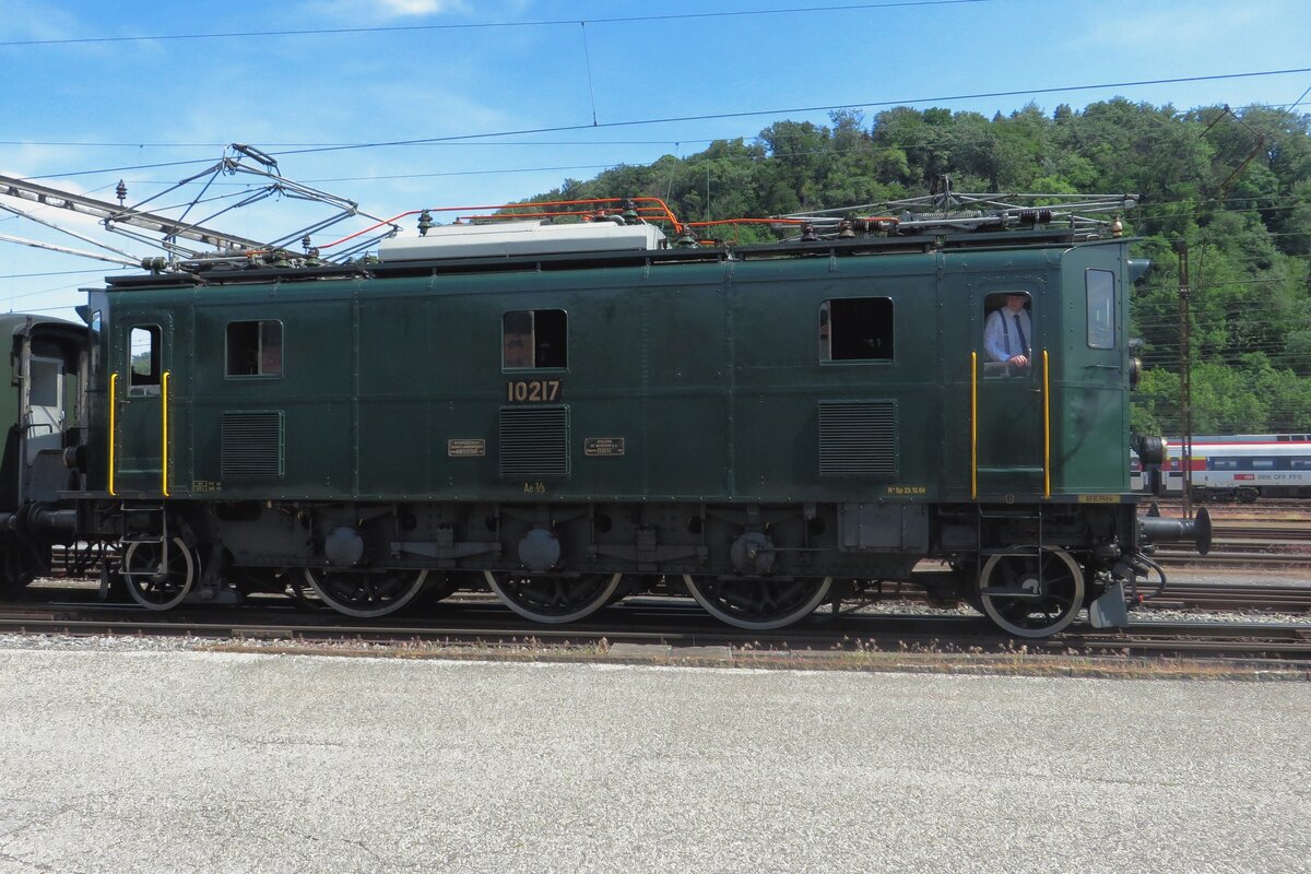 Seitenblick auf 10217 ins SBB Werk Olten am 21 Mai 2022 während das 1. Wochenende von das 175 Jahresjubiläum der Eisenbahnen in die Schweiz.