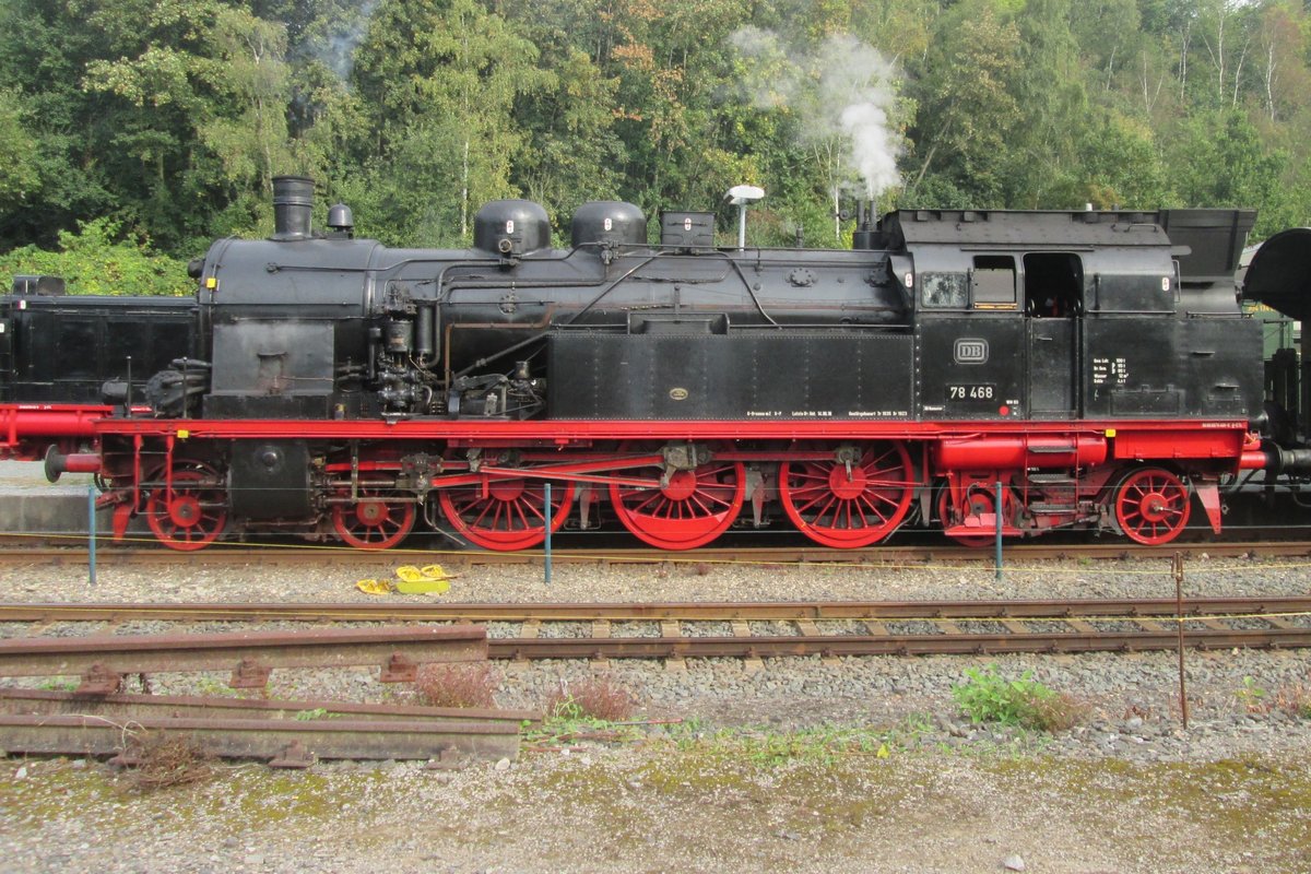 Seitenblick auf 78 468 in Bochum-Dahlhausen am 17 September 2016