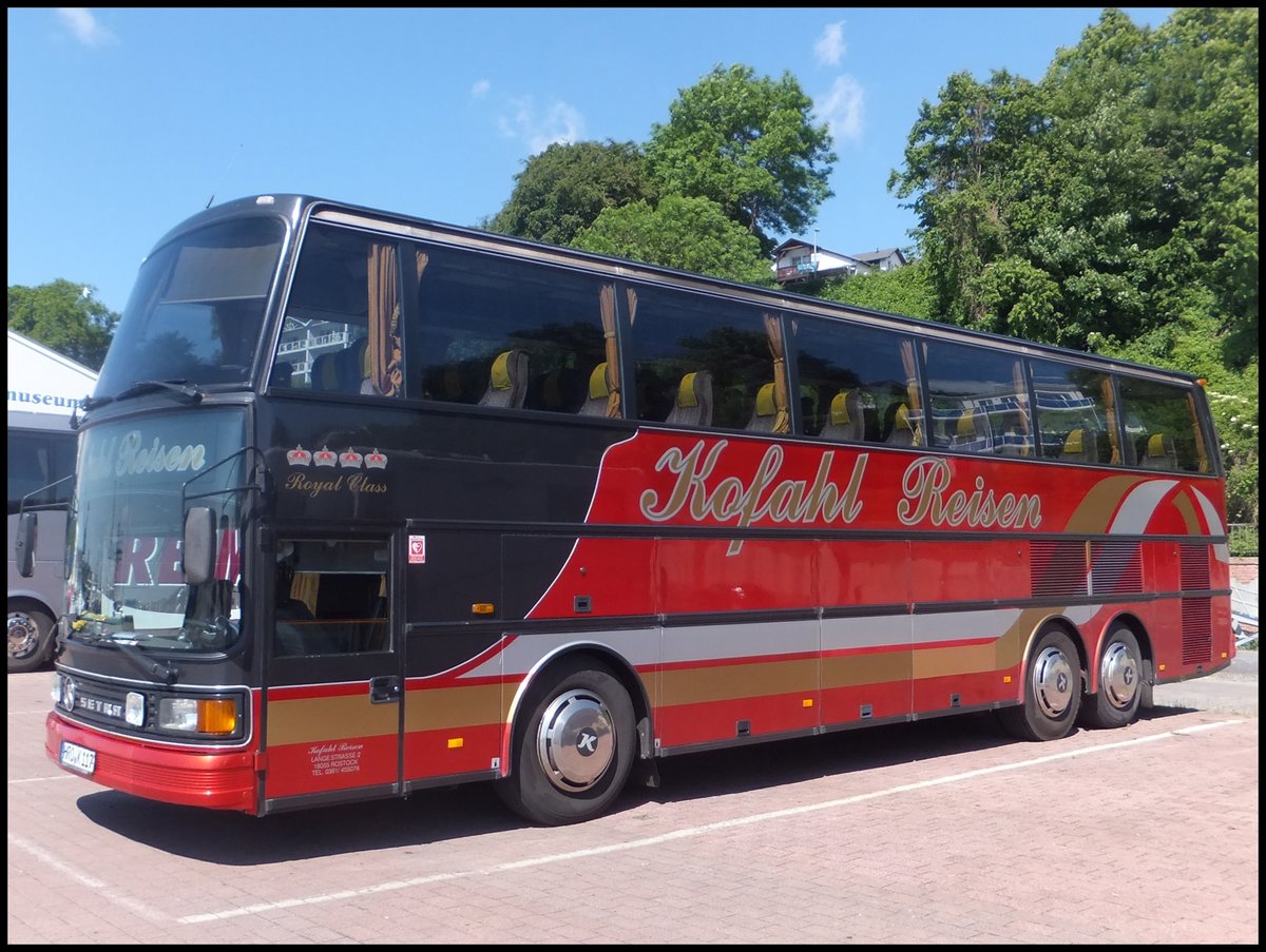 Setra 216 HDS von Kofahl Reisen aus Deutschland im Stadthafen Sassnitz.