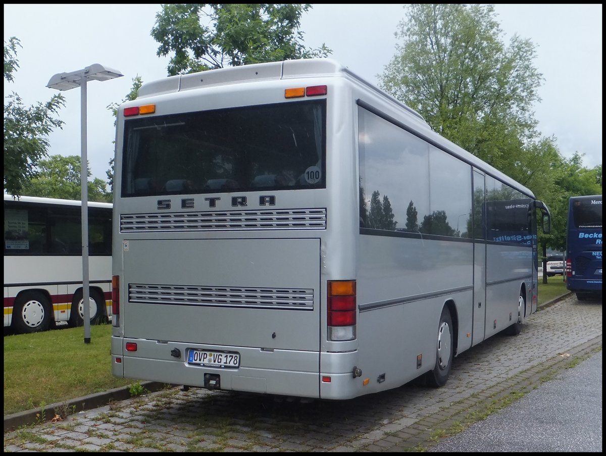 Setra 315 GT des Verkehrsbetrieb Greifswald-Land GmbH in Rostock.