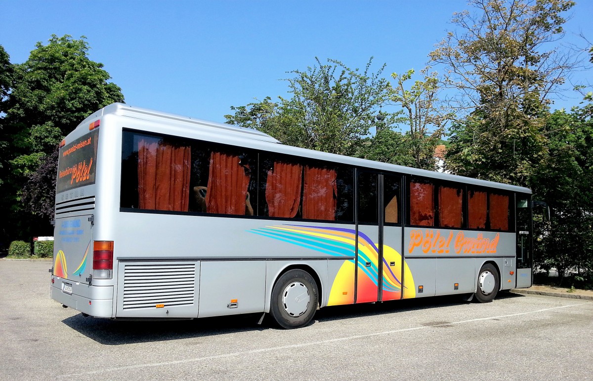 Setra 315 H von Plzl Reisen aus sterreich in Krems gesehen.