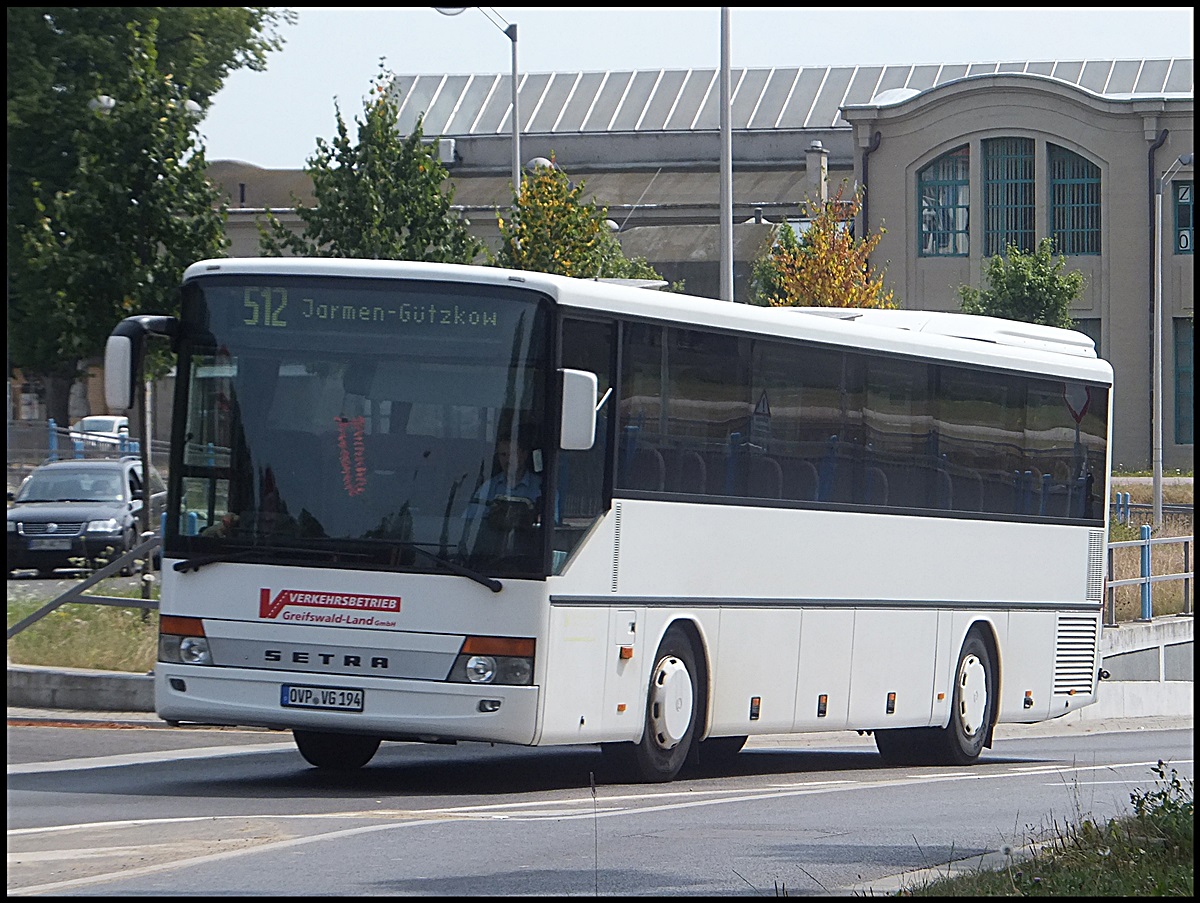 Setra 315 UL der Verkehrsbetrieb Greifswald-Land GmbH in Greifswald.