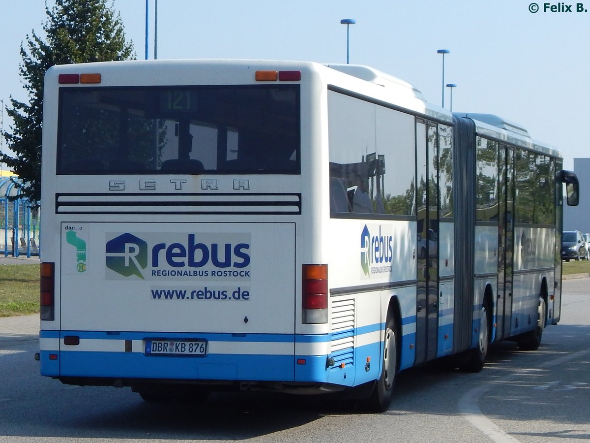 Setra 321 UL von Regionalbus Rostock in Rostock.