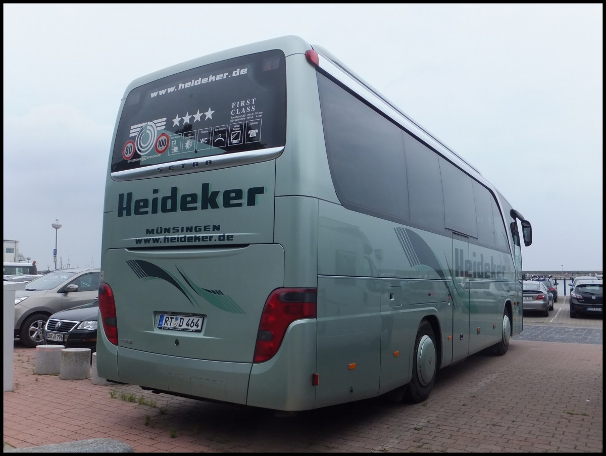 Setra 411 HD von Heideker aus Deutschland im Stadthafen Sassnitz. 