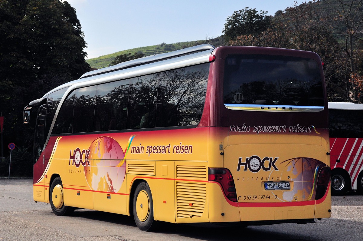 Setra 411 HD von Hock Reisen aus der BRD am 2.10.2014 in Krems.